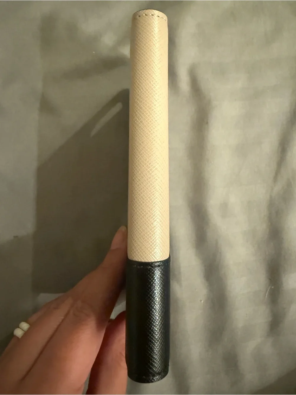 kate spade Saffiano Leather Cream and Black Phone Folio iPhone 11 Pro